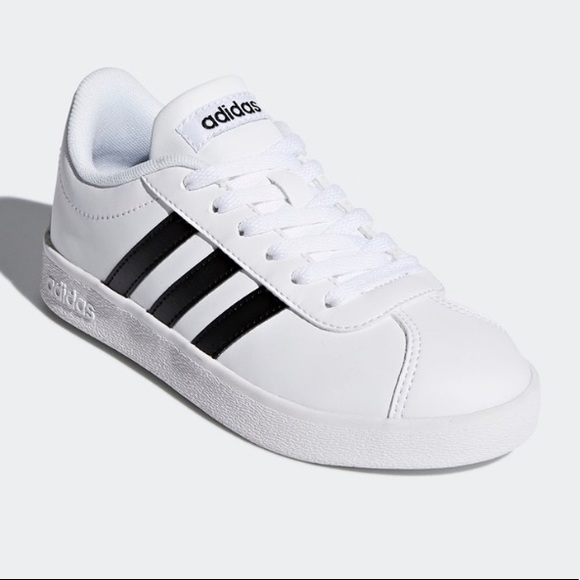🆕 Adidas sneakers - VL Court classic unisex